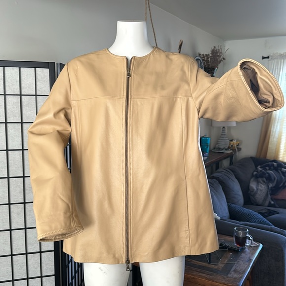 Leather jacket made in Italy - Picture 1 of 9